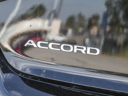 Used 2024 Honda Accord LX image 11