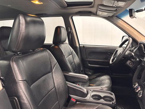 Used 2003 Honda CR-V EX image 19