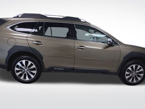 Used 2023 Subaru Outback Touring image 9
