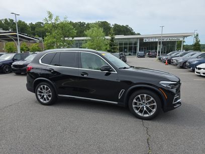 Used 2019 BMW X5 xDrive40i w/ Premium Package 2
