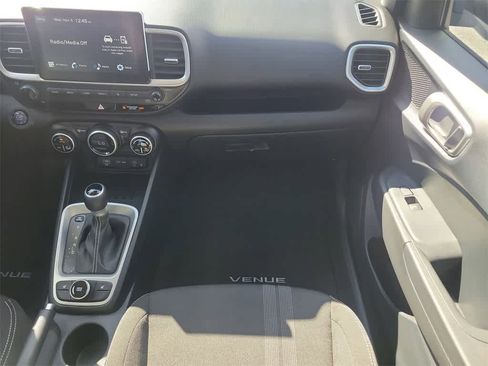 New 2026 Hyundai Venue SEL image 14