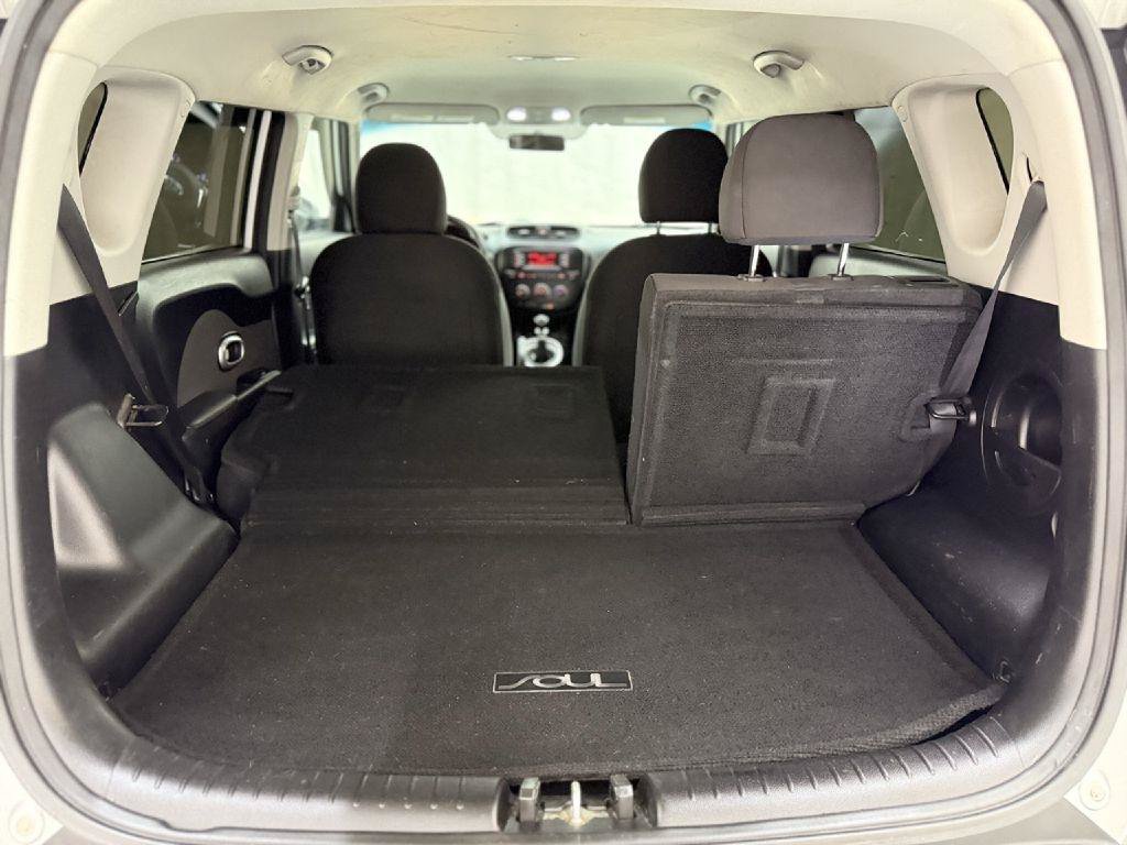 Used 2016 Kia Soul FWD image 22