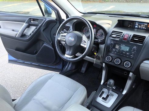 Used 2014 Subaru Forester 2.5i Limited AWD/4WD image 41