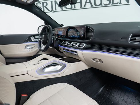 Used 2026 Mercedes-Benz GLS 450 4MATIC image 22