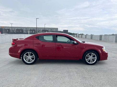 Used 2013 Dodge Avenger SE FWD image 7