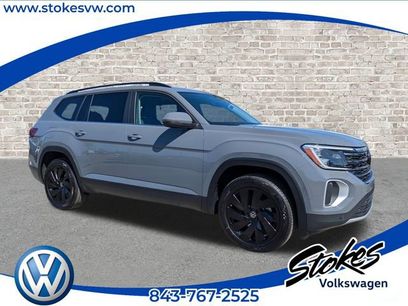 Certified 2025 Volkswagen Atlas SE w/ Black Wheel Package