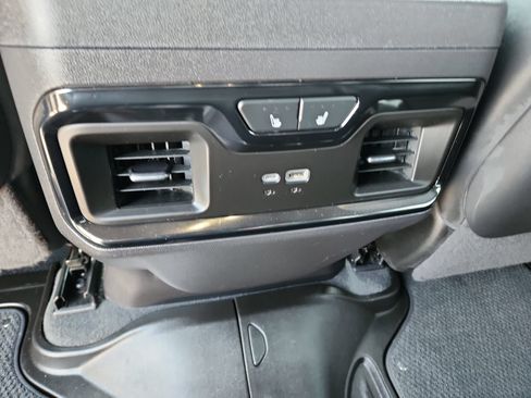 Used 2024 GMC Sierra 1500 AT4X AWD/4WD image 9