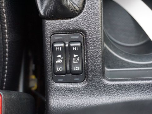Used 2013 Subaru Crosstrek 2.0i Limited AWD/4WD image 11