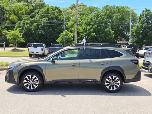 Certified 2025 Subaru Outback Limited AWD/4WD image 6