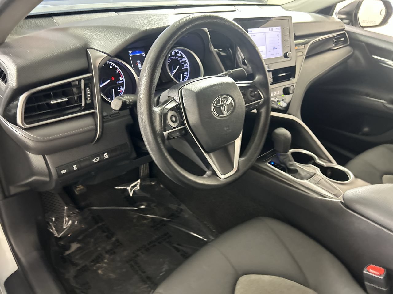 Used 2024 Toyota Camry LE FWD image 12