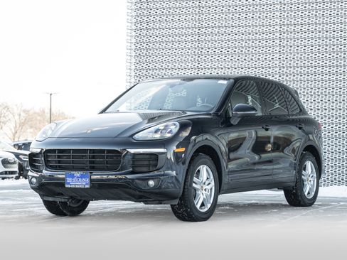 Used 2018 Porsche Cayenne image 7