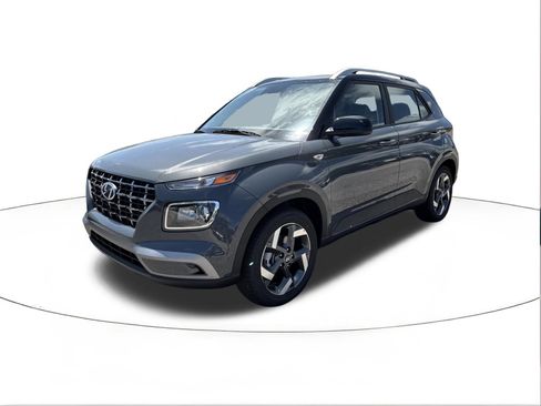 New 2026 Hyundai Venue SEL FWD image 7