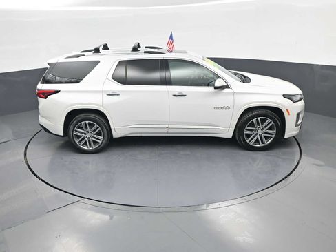 Used 2023 Chevrolet Traverse High Country AWD/4WD image 38