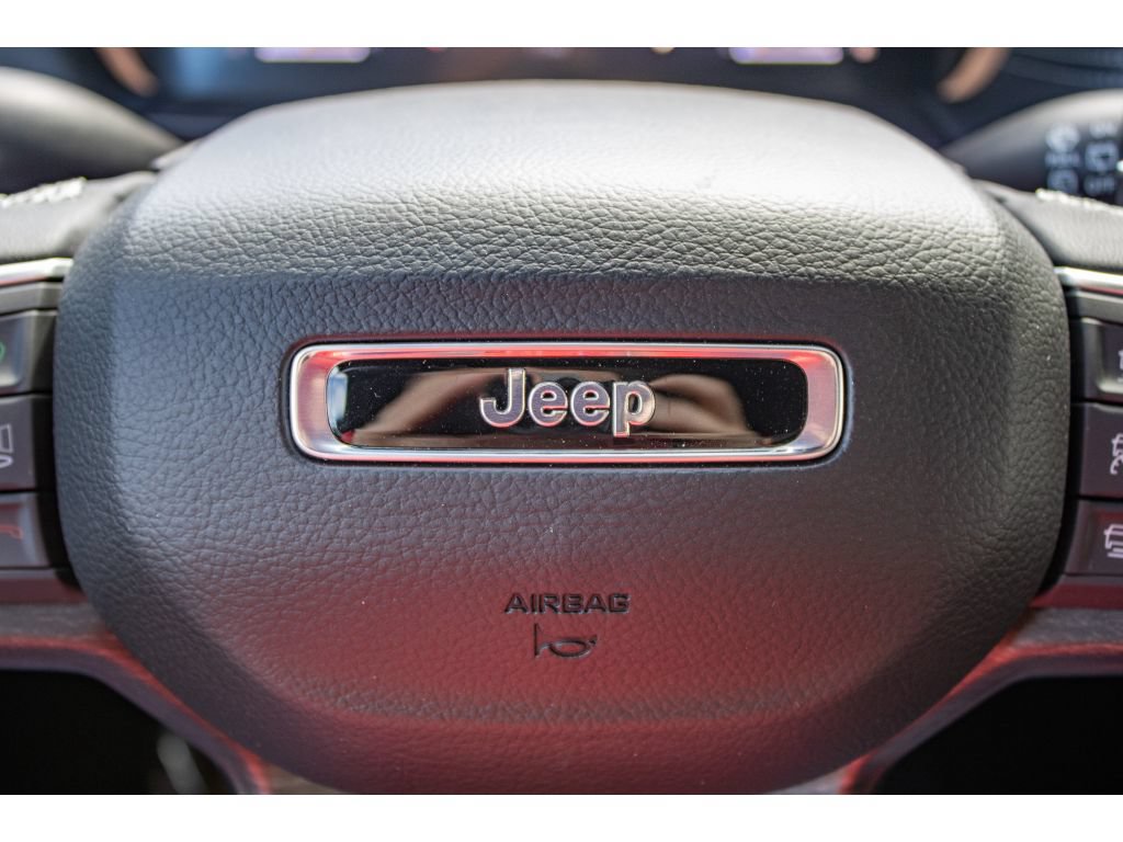 New 2026 Jeep Grand Cherokee Limited AWD/4WD image 39