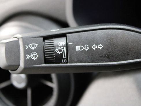 Used 2024 Chevrolet Colorado W/T image 26