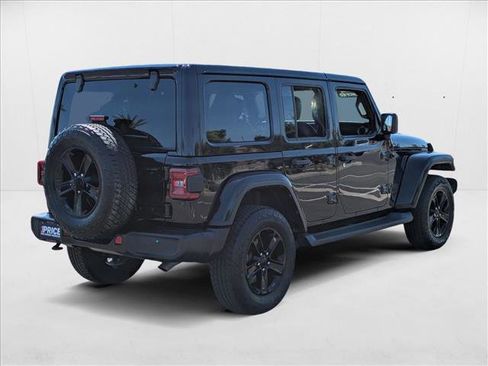 Used 2021 Jeep Wrangler Unlimited Sahara image 5