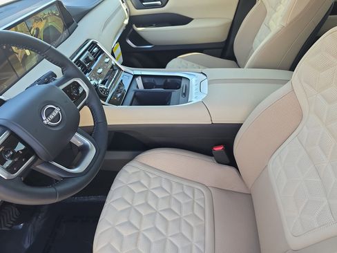 New 2026 Nissan Armada Platinum image 16