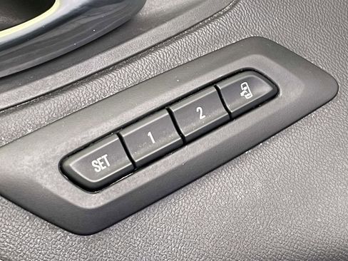 Used 2022 Chevrolet Camaro SS RWD image 26