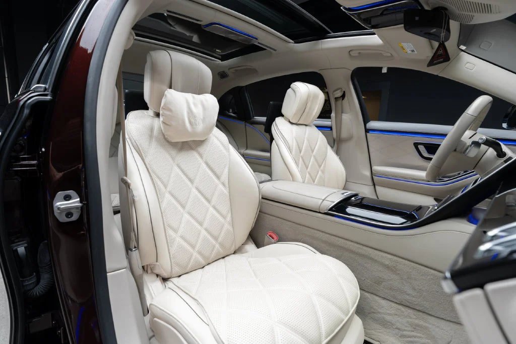Used 2023 Mercedes-Benz Maybach S 580 4MATIC image 41