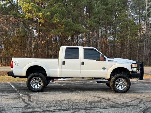 Used 2012 Ford F250 XLT w/ XLT Value Pkg image 3