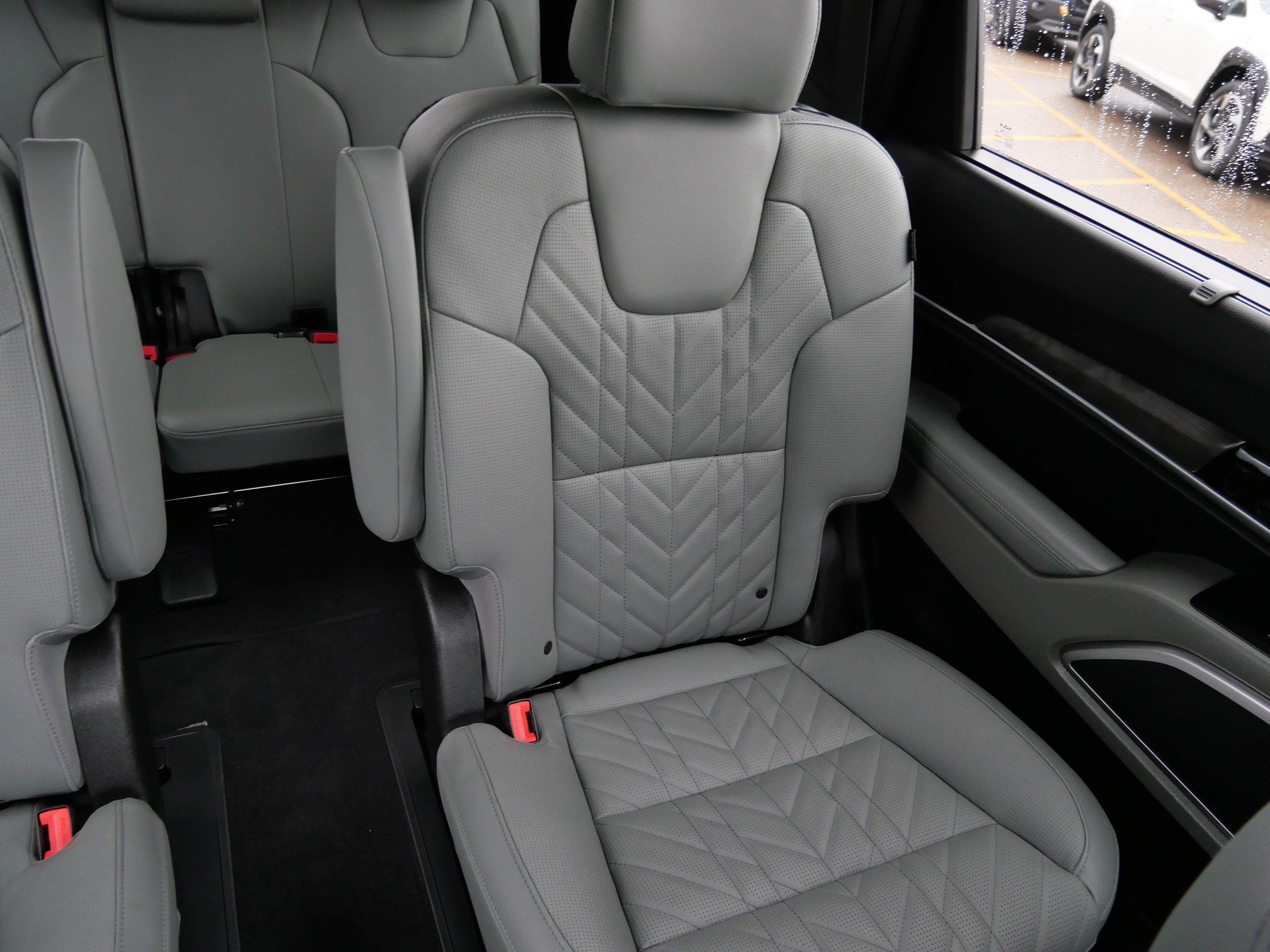 Used 2024 Kia Telluride EX X-Line AWD/4WD image 14