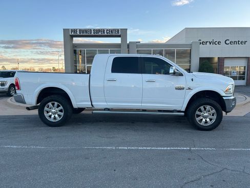 Used 2018 RAM 3500 Laramie Longhorn image 4