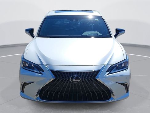 Used 2024 Lexus ES 300h w/ Premium Package FWD image 2