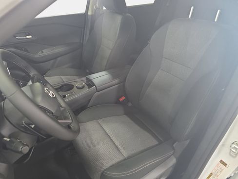 New 2026 Nissan Rogue SV w/ Cold Weather Package AWD/4WD image 15
