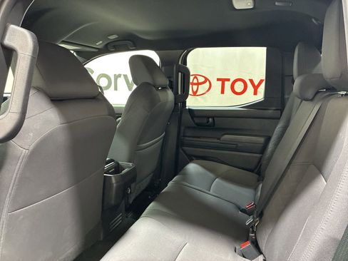 Used 2025 Toyota Tacoma SR5 AWD/4WD image 21