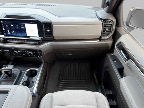 Used 2022 Chevrolet Silverado 1500 LT w/ All Star Edition Plus image 16