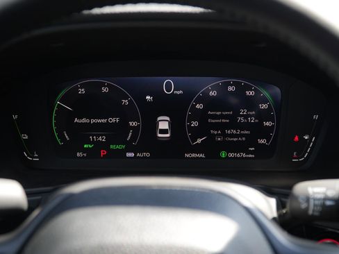 Used 2025 Honda Accord Sport image 25