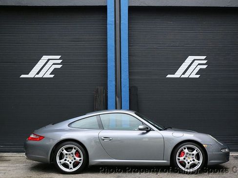 Used 2005 Porsche 911 Carrera S RWD image 1