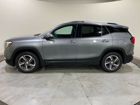 Used 2018 GMC Terrain SLT w/ Infotainment Package II AWD/4WD image 8