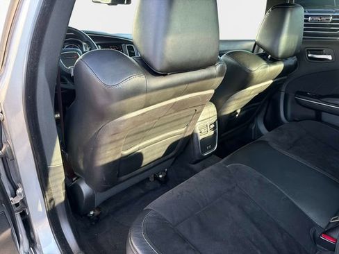 Used 2016 Dodge Charger R/T Scat Pack w/ Beats Audio Group image 13