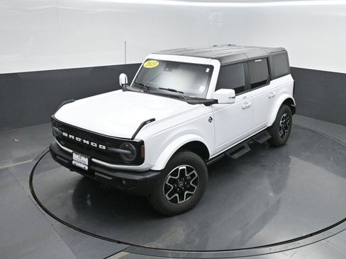 Used 2023 Ford Bronco Outer Banks image 34