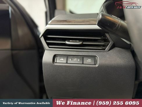 Used 2023 Nissan Altima 2.5 SV FWD image 23