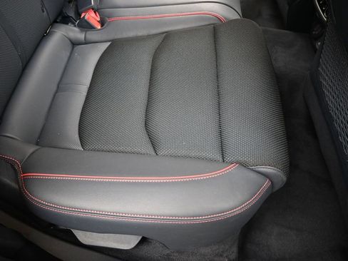 Used 2025 Genesis GV70 2.5T w/ Sport Prestige Package image 16