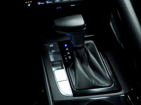 Certified 2023 Hyundai Elantra SEL w/ Convenience Package image 18