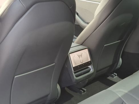 Used 2024 Tesla Model 3 Standard Range RWD image 17