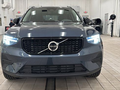 New 2026 Volvo XC40 B5 Core w/ Climate Package image 10