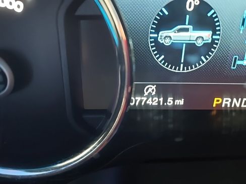 Used 2019 Ford F150 Lariat w/ Equipment Group 502A Luxury image 9