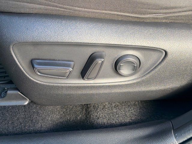 Used 2024 Toyota RAV4 XLE w/ Convenience Package FWD image 18