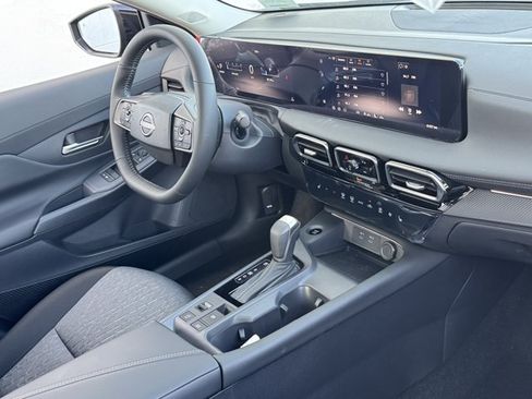 New 2026 Nissan Sentra SV w/ SV Convenience Package FWD image 15