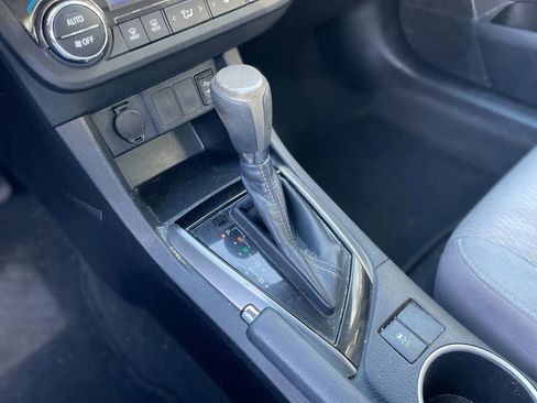 Used 2014 Toyota Corolla S Premium image 19