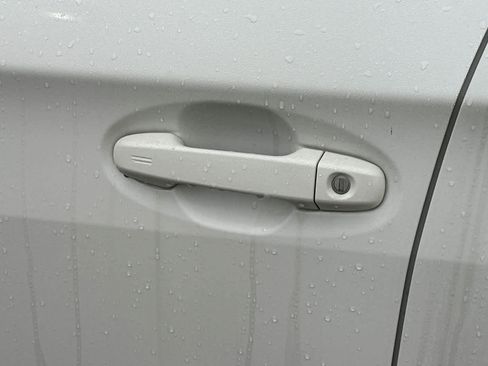 Used 2022 Subaru Impreza Premium image 19