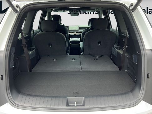 New 2027 Kia Telluride S w/ Towing Package FWD image 8