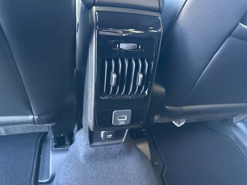 New 2026 Jeep Compass Latitude image 13