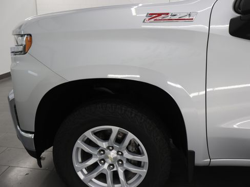 Used 2019 Chevrolet Silverado 1500 LT w/ All-Star Edition AWD/4WD image 33