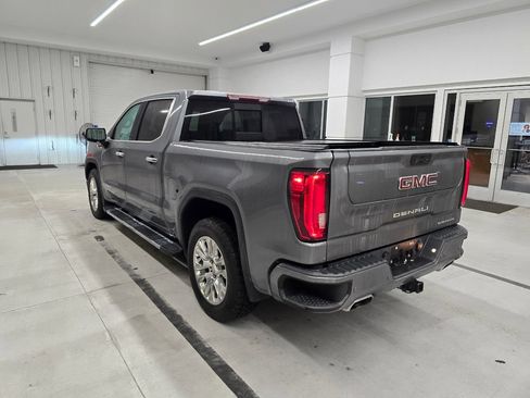 Used 2021 GMC Sierra 1500 Denali w/ Driver Alert Package II AWD/4WD image 4