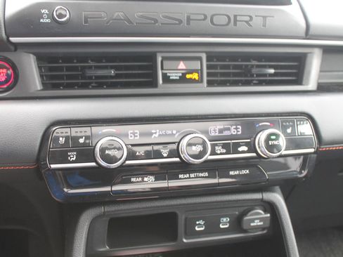 Used 2026 Honda Passport TrailSport Elite image 12